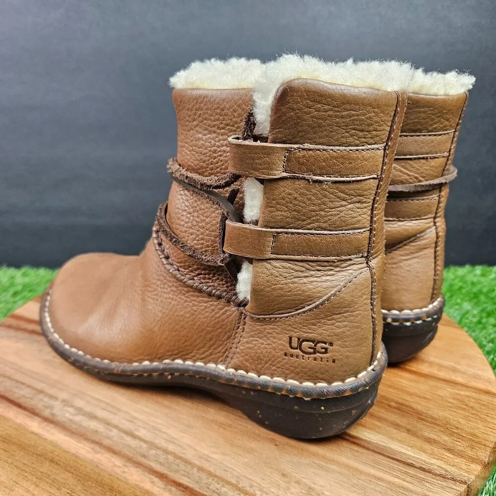 UGG Australia Caspia Boots Womens 5 Brown Leather Shearling Ankle Lace Up 1932
